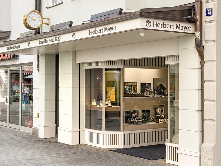 MEISTER Premium-Partner in Augsburg Juwelier Mayer - Aussen